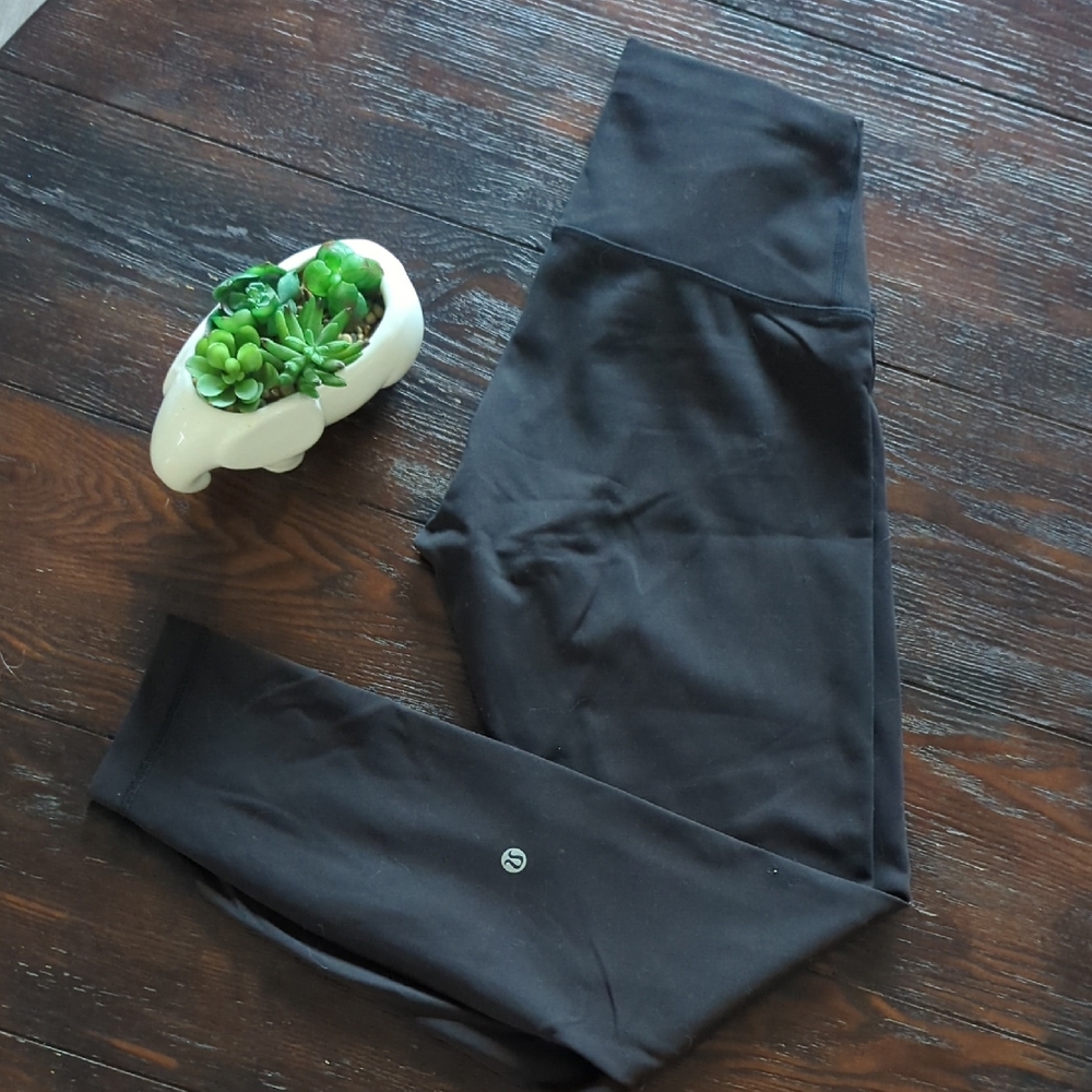 Lululemon Black High-Waisted Leggings